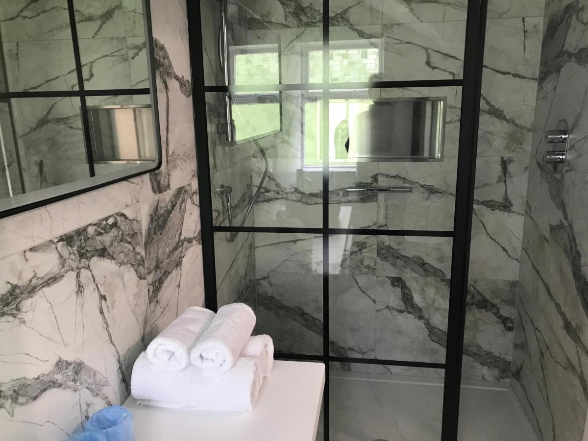 La Suisse Serviced Apartments Manchester Bagian luar foto