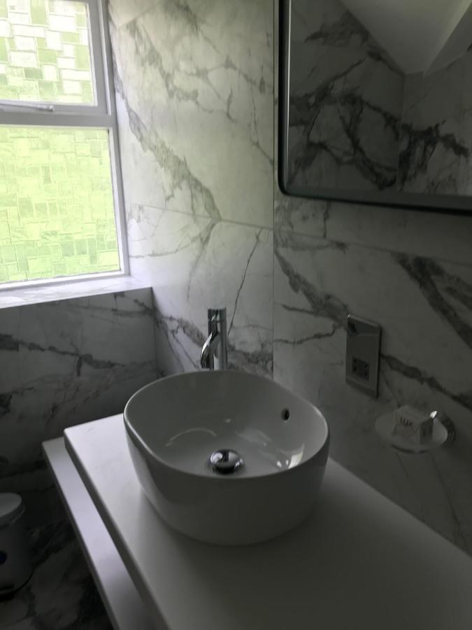 La Suisse Serviced Apartments Manchester Bagian luar foto