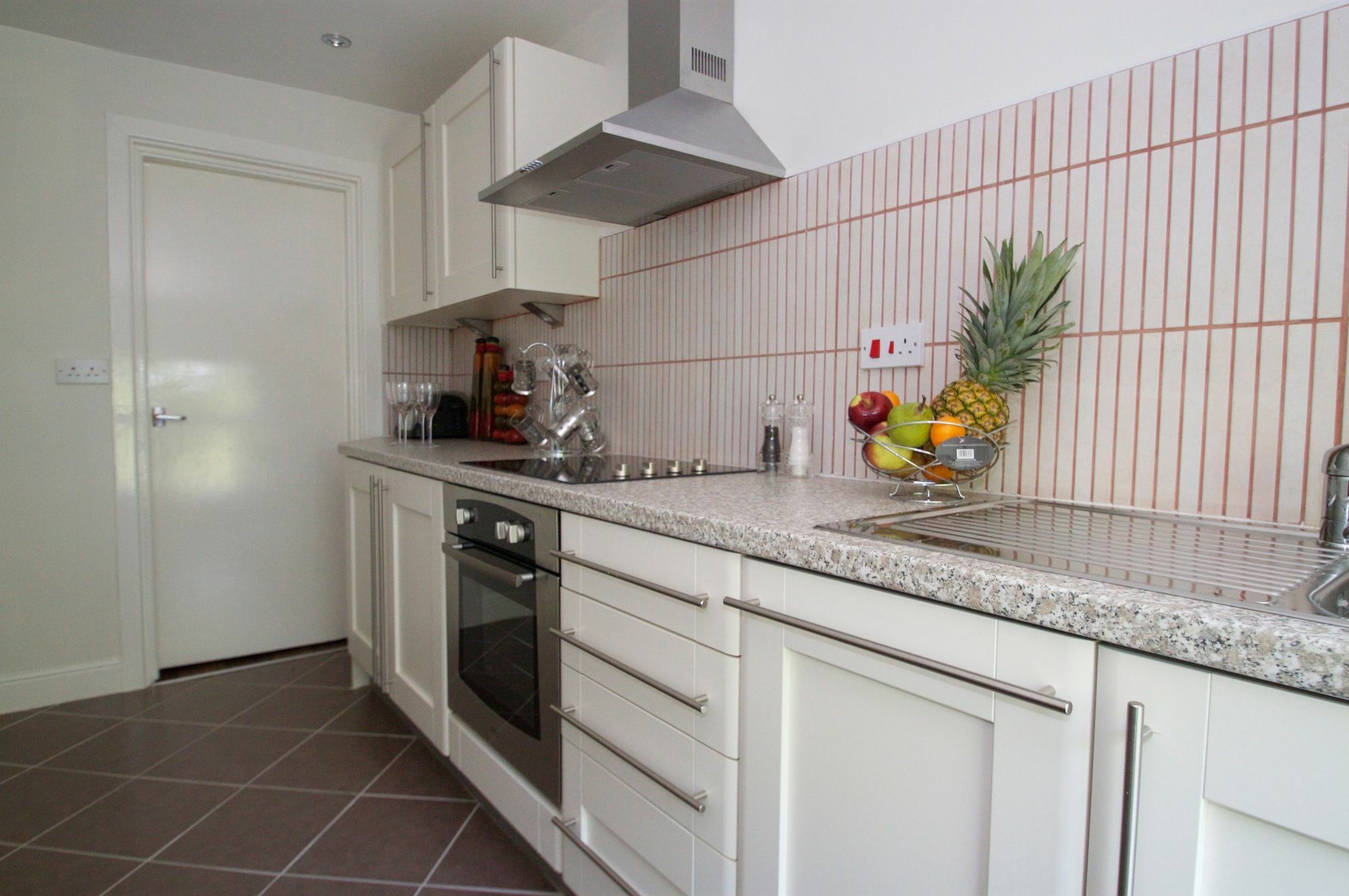 La Suisse Serviced Apartments Manchester Bagian luar foto