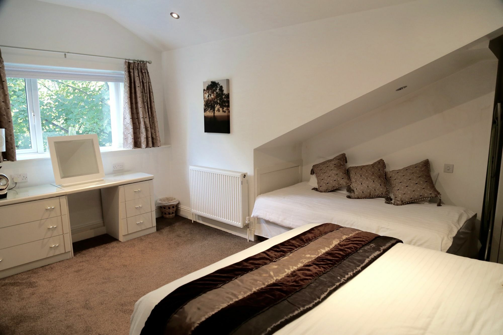 La Suisse Serviced Apartments Manchester Bagian luar foto