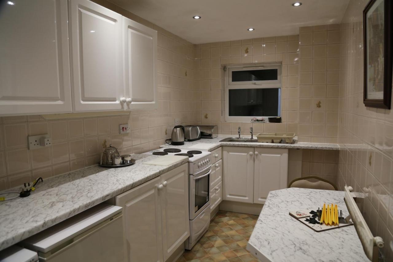 La Suisse Serviced Apartments Manchester Bagian luar foto
